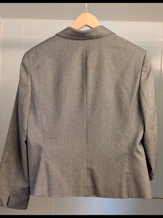 Jones New York Gray Two-Piece Skirt Suit - Picture 4 of 11